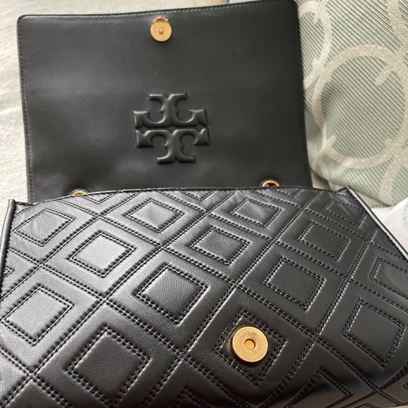 Tory Burch Fleming Charm Large Convertible Bag - Picture 7 of 10